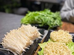 -龙巢盱眙龙虾·牛蛙·烧烤宵夜(八卦岭店)
