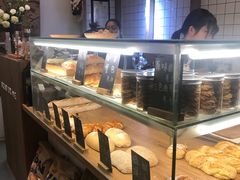 面包甜点陈列柜-面包与我Bread Or Me(长城汇店)