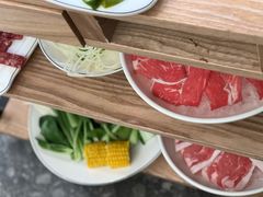 -三人行骨头王火锅(长寿店)