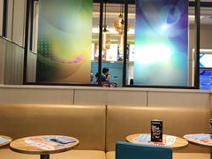 大堂-DQ·蛋糕·冰淇淋(绿宝店)