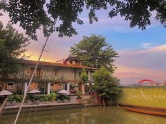 -喜洲吧·江畔老船厂·庭院餐厅(喜临院店)
