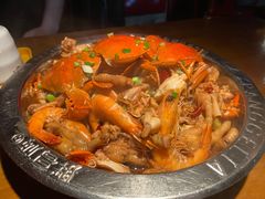 -胖哥俩肉蟹煲(济南世茂国际广场店)