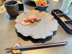 -铭牛烧肉·和牛海鲜自助(高新月牙湖店)