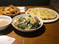 -JINNS锦时 steak&pizza(浸信会礼拜堂旧址店)