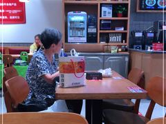 大堂-南城香·饭香串香馄饨香(青年路店)