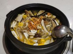-菌之家·专业纯野生菌火锅·特色炒菌