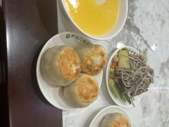 -尹记门钉肉饼(丰台站店)