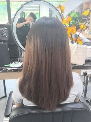 -诗悦发型烫染SALON