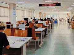 -南山图书馆(常兴路店)