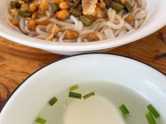 -牛八宝桂林米粉(八里庄店)