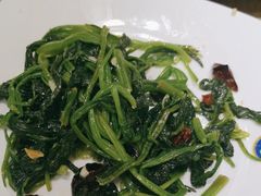 -西部马华清真兰州牛肉面·烧烤夜市(三里河店)