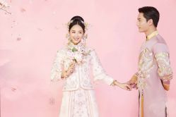 -雪中彩影婚纱摄影·微光艺术中心