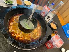 -重庆烧鸡公火锅(簋街店)