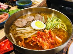 -明洞阿姨·韩式酱蟹烤肉·创意料理(三元桥店)