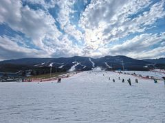 -鳌山滑雪度假区