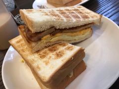 肉蛋起司-就爱丰盛号(士林店)