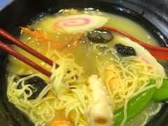 -滋味满屋美食坊(上海街店)