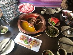 -滇釜火锅·能喝汤的火锅(车公庄店)