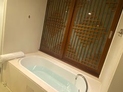 -三亚亚龙湾雅高美爵酒店