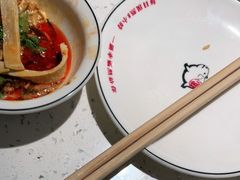 -三人行骨头王火锅(长寿店)
