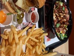 -The Habit Burger Grill 哈比特汉堡(复兴soho店)