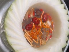 -得意咚瓜·顺德鱼生·冬瓜火锅(深圳首店)