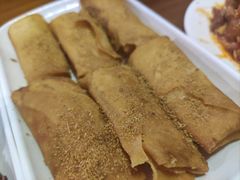 -爆炸头阿姨小四川正宗川味小吃(无任何分店)