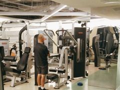 -宝力豪健身(中粮广场店)