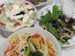 -爱的果实月嫂育婴师(世纪东方店)
