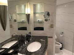 -上海新锦江大酒店