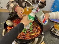 -鸿顺老铁锅美蛙鱼府(解放碑店)