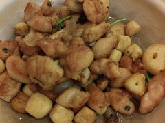 -鹊华居·地道鲁菜·海鲜·融合味(大明湖店)