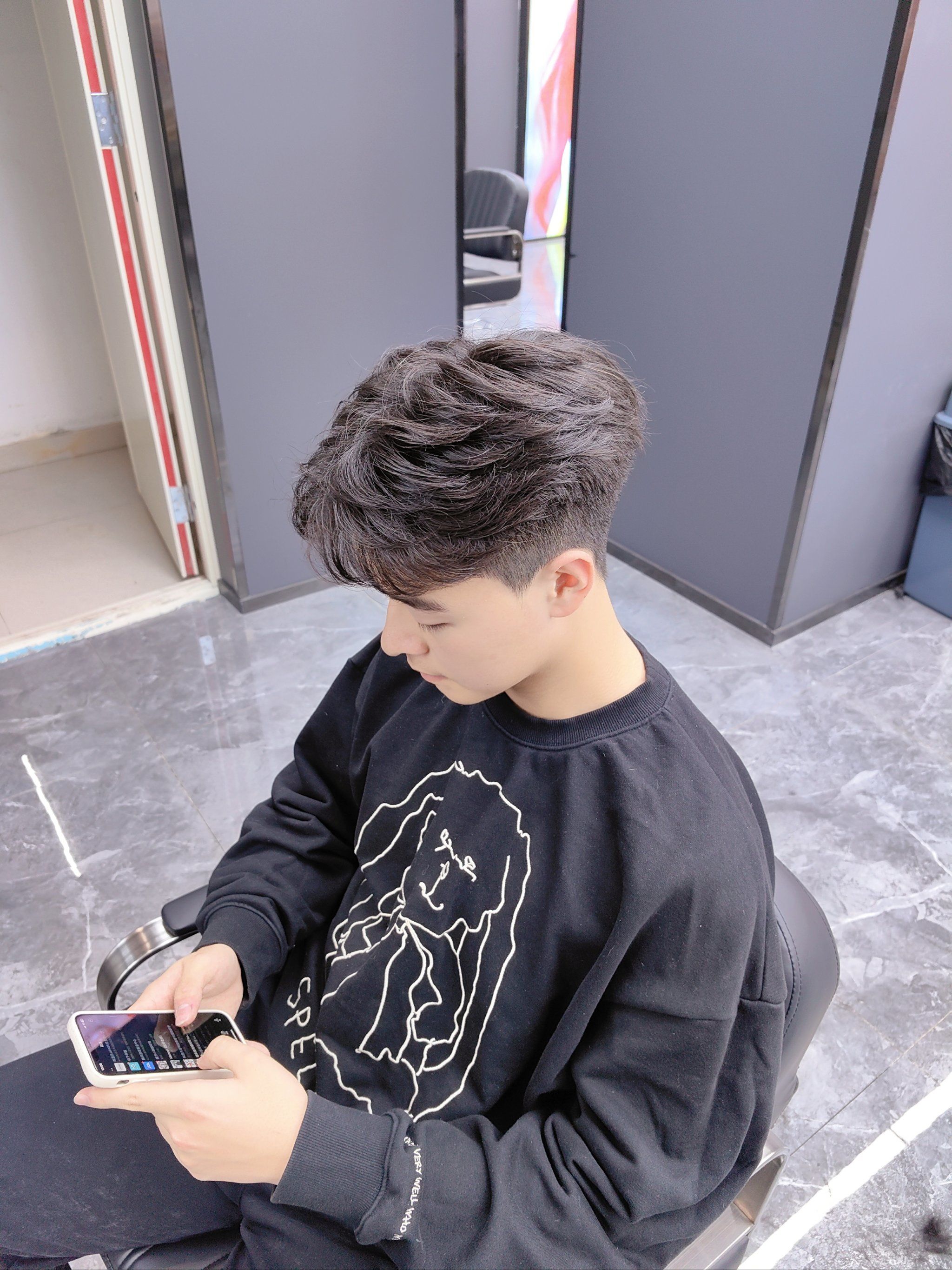 男孩潮流发型