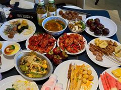 -涨巢·潮玩水疗局