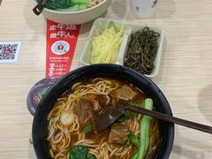 -李先生牛肉面大王(北京站售票厅餐厅)