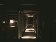-穹六人间 people 6(岳阳路店)