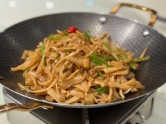 -黄泥岗·地道湖北菜(奥特莱斯店)