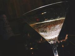 -江湖酒吧
