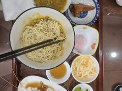 -百年老字号·观振兴蟹黄面·三虾面·苏式面(观前街富仁坊巷店)