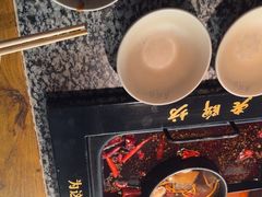 -老牌坊云南鱼豆花火锅(哈西万达店)