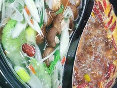 -灌县老妈砂锅串串香(万科红生活广场店)
