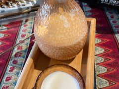 云南纂新奶白酒-火塘云南烧烤大排档