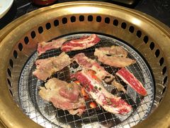 -山川小町·极番烧肉(新地假日广场店)