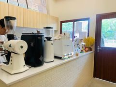 -SAFARI COFFEE