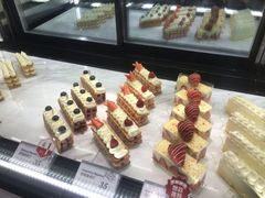 -黑草莓(重庆路店)
