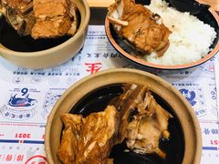 -万和春排骨砂锅米饭(新业广场店)