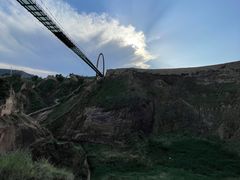 -波浪谷