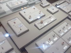 -品真阁华夏典当行(四通桥店)