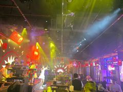 -喜鹊音乐酒馆(西街店)