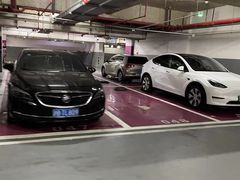 -上海电影广场-地下停车场